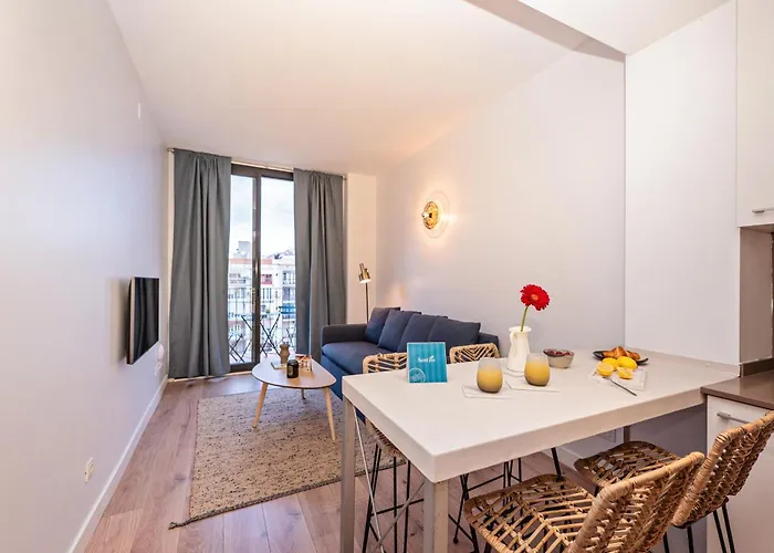 Apart-hotel Sweett - Casa Girona